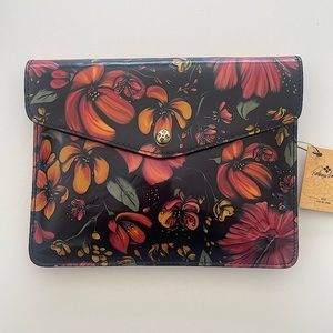 Patricia Nash Midi Leather IPad case/Clutch NWT Tropical Escape pattern